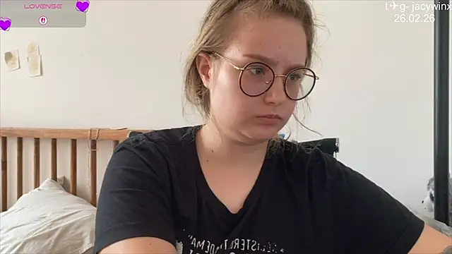 JacyWinslat online show from February 26, 10:15 am