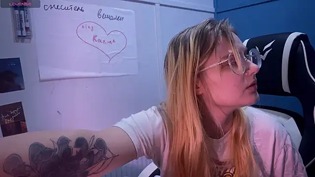 JacyWinslat online show from March 9, 6:11 pm