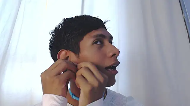 Snapshot of Nick_Collins18 chatting on November 23, 5:12 pm Nick Collins18 online show from November 23, 5:12 pm