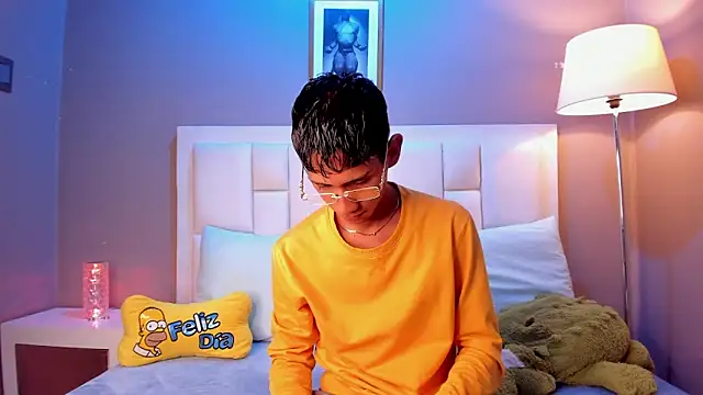 Nick Collins18 online show from February 26, 11:16 pm