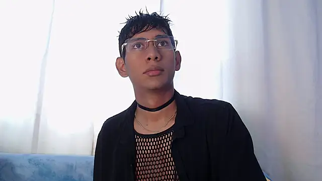 Snapshot of Nick_Collins18 chatting on November 19, 3:56 pm Nick Collins18 online show from November 19, 3:56 pm