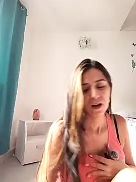 Snapshot of Sahana_Ashiika chatting on February 25, 12:49 pm Sahana Ashiika online show from February 25, 12:49 pm