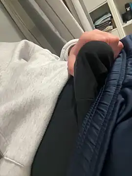 paolone79037 online show from March 3, 11:01 pm