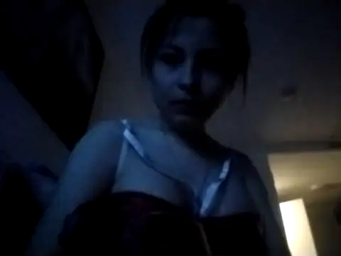 Snapshot of Florita2442 chatting on October 25, 2:44 am Florita2442 online show from October 25, 2:44 am