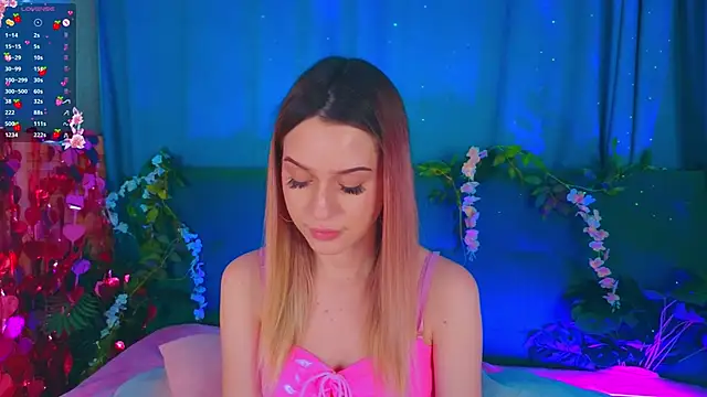 AlinaWalters online show from February 19, 8:28 pm