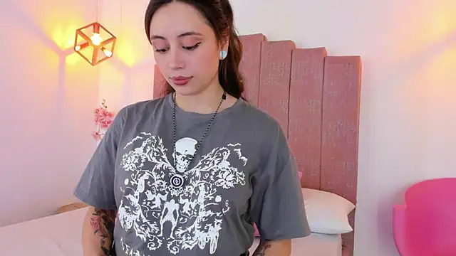 JessieCarter online show from April 17, 8:33 pm