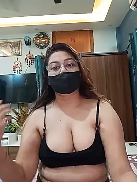 Cute-mona online show from June 7, 9:47 am