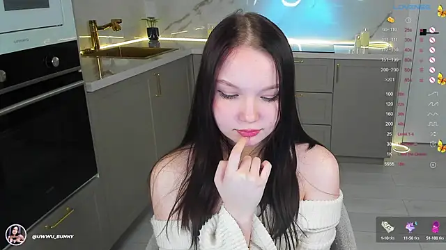 uwwu bunny online show from January 16, 11:15 am