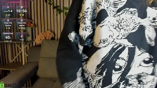 Little Chips online show from February 14, 5:13 pm