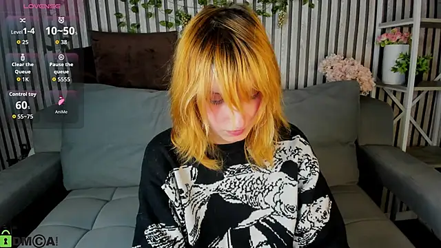 Little Chips online show from February 11, 5:24 pm