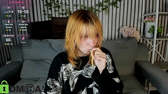 Little Chips online show from February 7, 5:21 pm