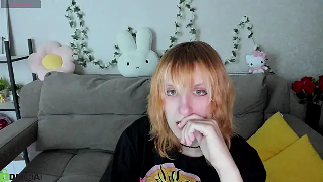 Little Chips online show from April 18, 5:15 pm