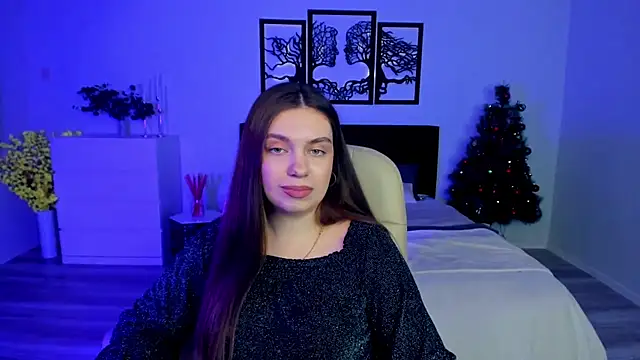 Snapshot of DaniellaLovely chatting on January 16, 2:19 pm DaniellaLovely online show from January 16, 2:19 pm