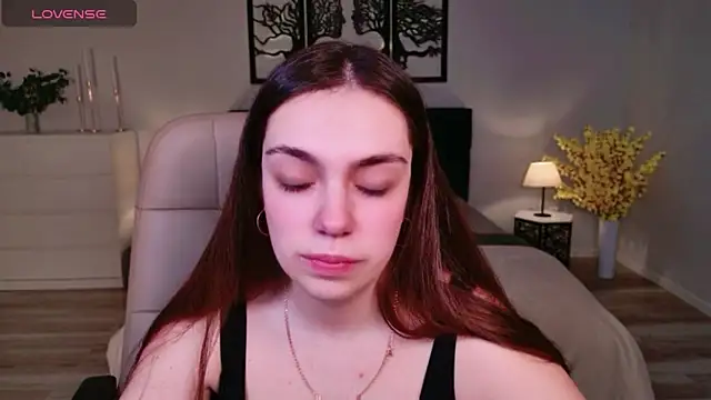 DaniellaLovely online show from November 17, 11:03 am