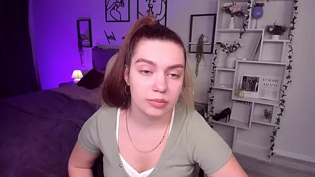 Snapshot of DaniellaLovely chatting on January 30, 10:29 am DaniellaLovely online show from January 30, 10:29 am