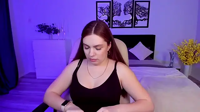 Snapshot of DaniellaLovely chatting on February 9, 1:14 pm DaniellaLovely online show from February 9, 1:14 pm