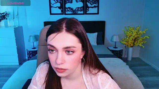 DaniellaLovely online show from February 22, 7:44 am