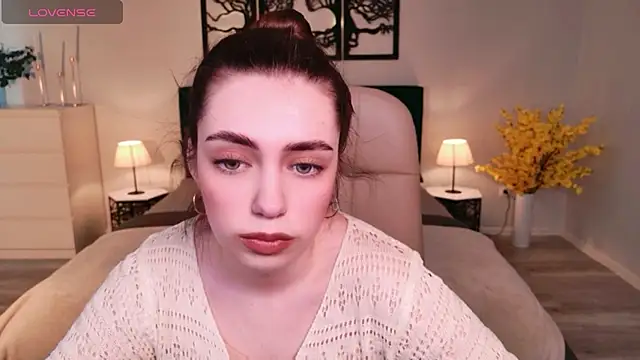 DaniellaLovely online show from February 17, 11:18 am