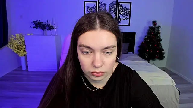 Snapshot of DaniellaLovely chatting on January 10, 11:22 am DaniellaLovely online show from January 10, 11:22 am