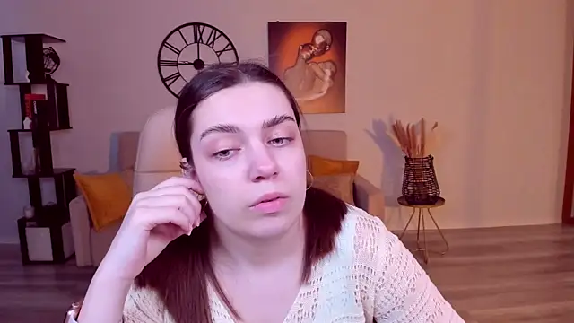 DaniellaLovely online show from February 23, 10:38 am