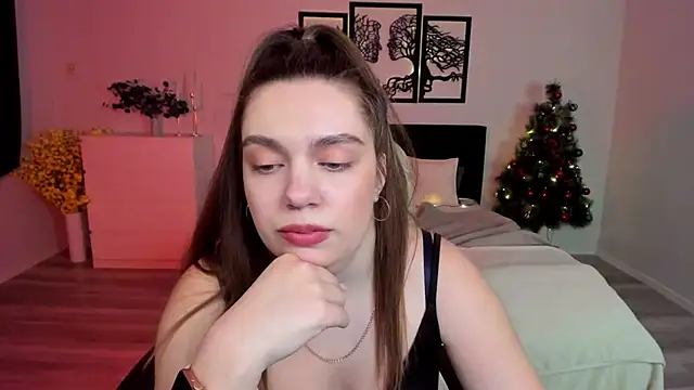 Snapshot of DaniellaLovely chatting on January 12, 1:58 pm DaniellaLovely online show from January 12, 1:58 pm