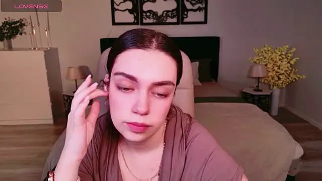 DaniellaLovely online show from November 23, 11:09 am