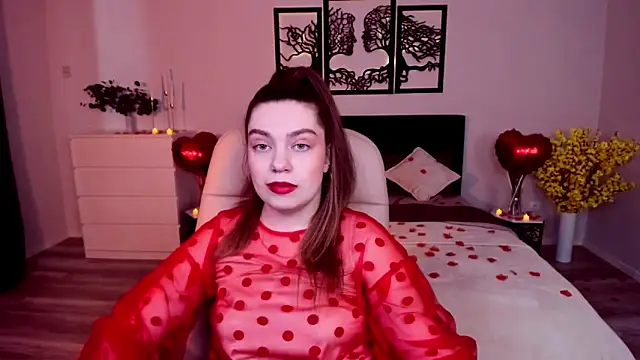 Snapshot of DaniellaLovely chatting on February 13, 11:17 am DaniellaLovely online show from February 13, 11:17 am