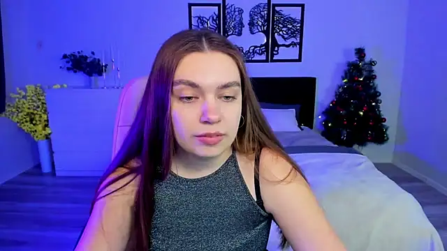 Snapshot of DaniellaLovely chatting on January 25, 2:03 pm DaniellaLovely online show from January 25, 2:03 pm