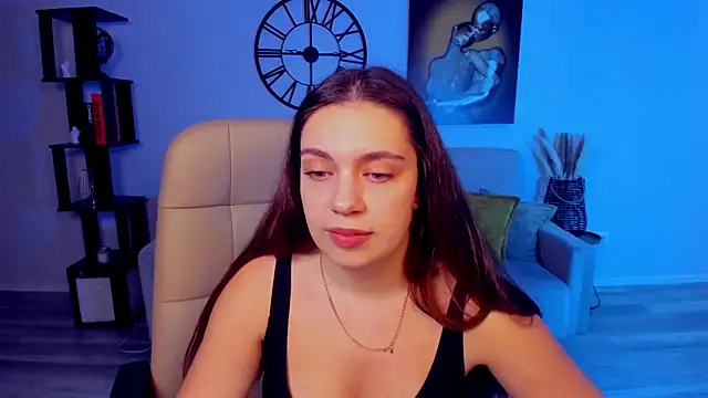 Snapshot of DaniellaLovely chatting on October 7, 7:09 am DaniellaLovely online show from October 7, 7:09 am