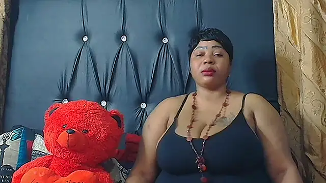 Snapshot of HUMONGUOUSTITSS chatting on September 17, 3:47 pm HUMONGUOUSTITSS online show from September 17, 3:47 pm