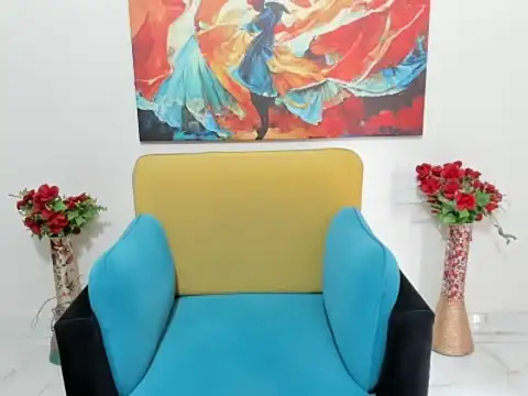 evaaelfiee online show from May 13, 3:57 am