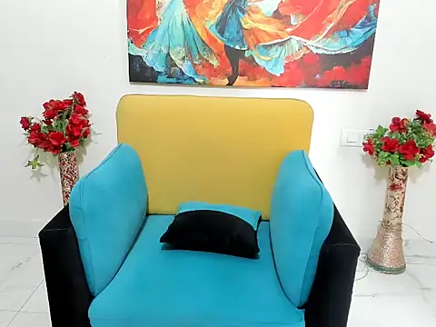 evaaelfiee online show from April 4, 3:24 am