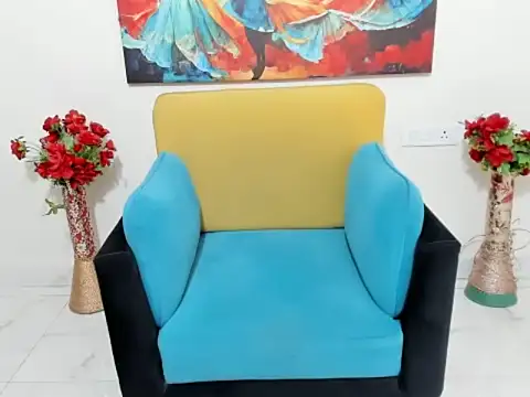 evaaelfiee online show from May 15, 3:15 am