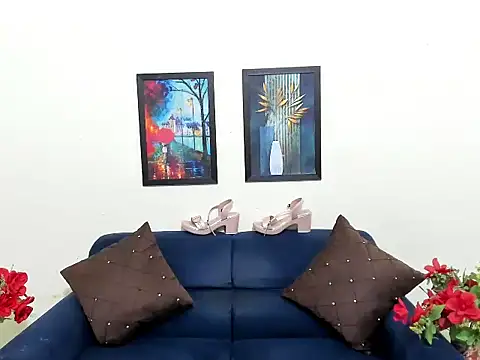 evaaelfiee online show from October 5, 3:52 am