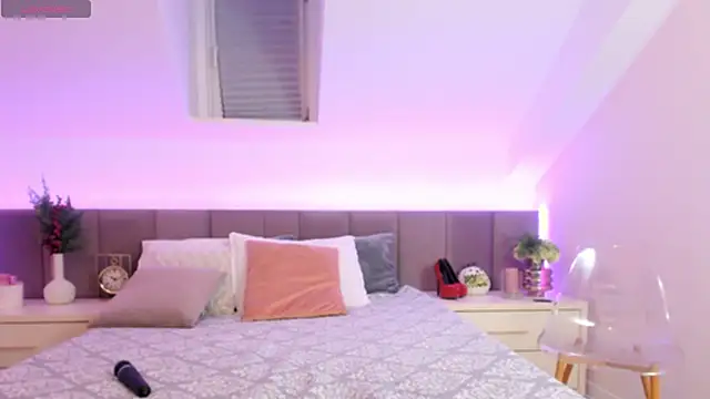 JessieePink online show from March 20, 6:53 pm