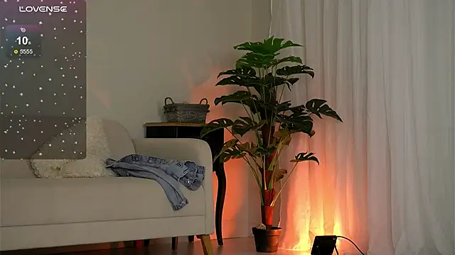 CataleyaKirk online show from April 20, 9:23 am