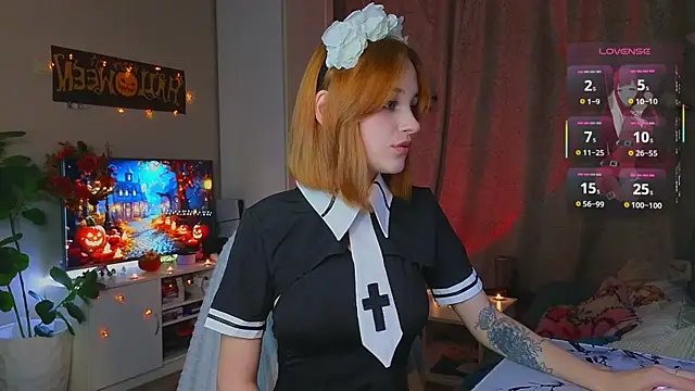 MaryRace online show from October 31, 12:13 pm