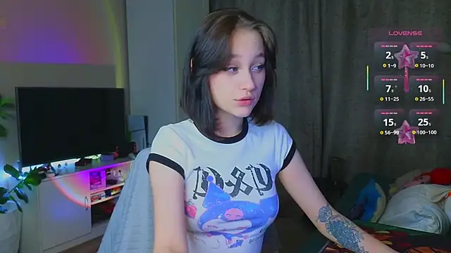 Snapshot of MaryRace chatting on October 16, 12:13 pm MaryRace online show from October 16, 12:13 pm