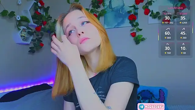 MaryRace online show from April 15, 5:17 pm