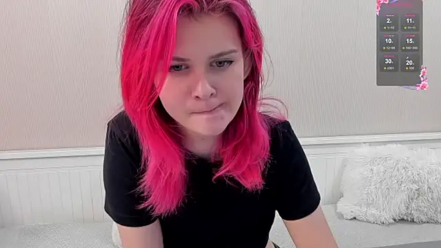 JulieTaylors online show from October 26, 10:10 pm