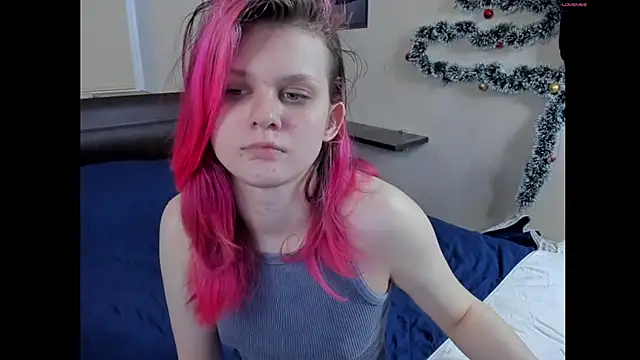JulieTaylors online show from June 7, 9:42 pm