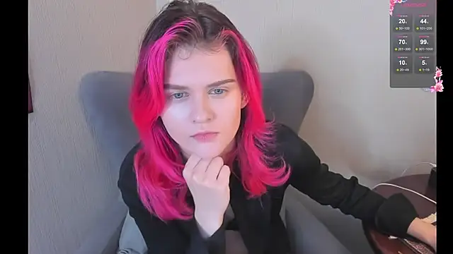 JulieTaylors online show from December 14, 9:09 pm