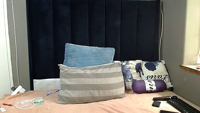 Sugarbabe242 online show from November 19, 8:47 am