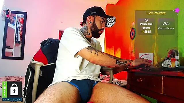 Snapshot of Diilanhott chatting on February 5, 11:50 pm Diilanhott online show from February 5, 11:50 pm