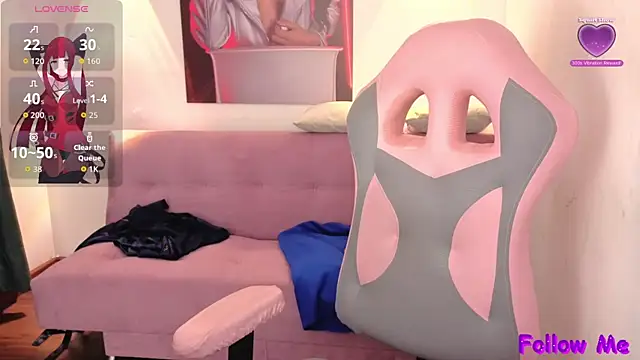 vittorialombardi   online show from October 25, 8:13 am