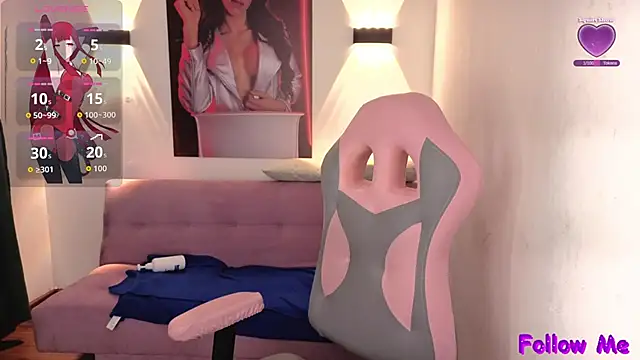 vittorialombardi   online show from October 26, 7:31 am