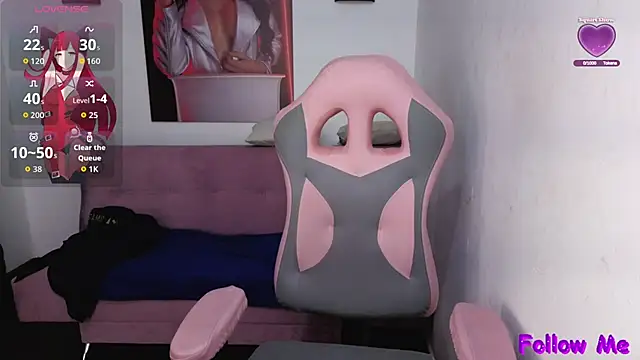 vittorialombardi   online show from October 24, 8:13 am