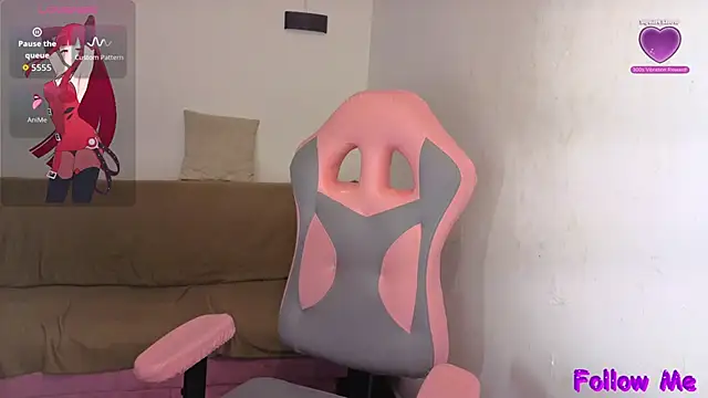 vittorialombardi   online show from December 23, 7:18 am