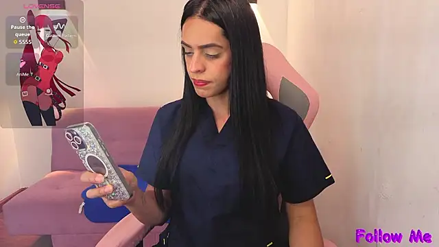 vittorialombardi   online show from February 8, 8:39 pm