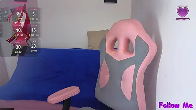 vittorialombardi   online show from January 12, 7:15 am